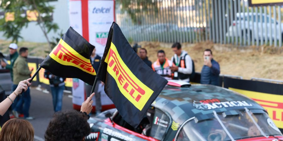 CORDERO, DAMIRÓN Y VELÁZQUEZ DISPUTAN EL TRIUNFO DE LA CARRERA PANAMERICANA