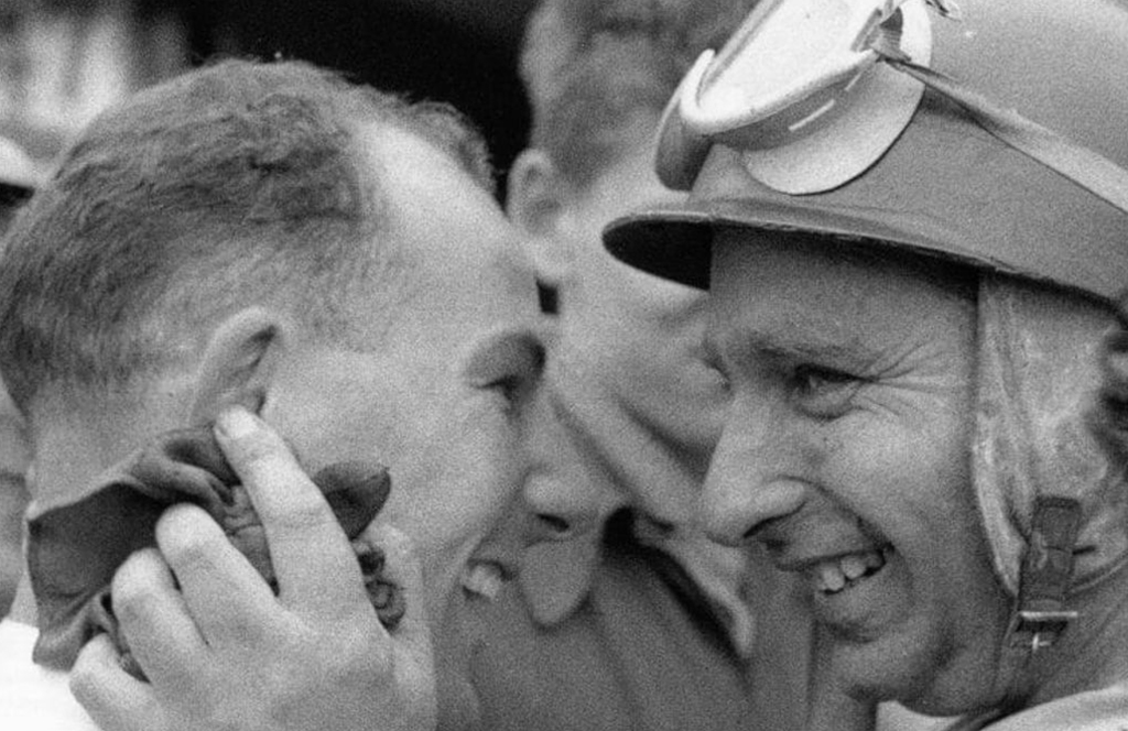 eye-stirling La Carrera Panamericana, Stirling Moss, Jaguar y Ferrari