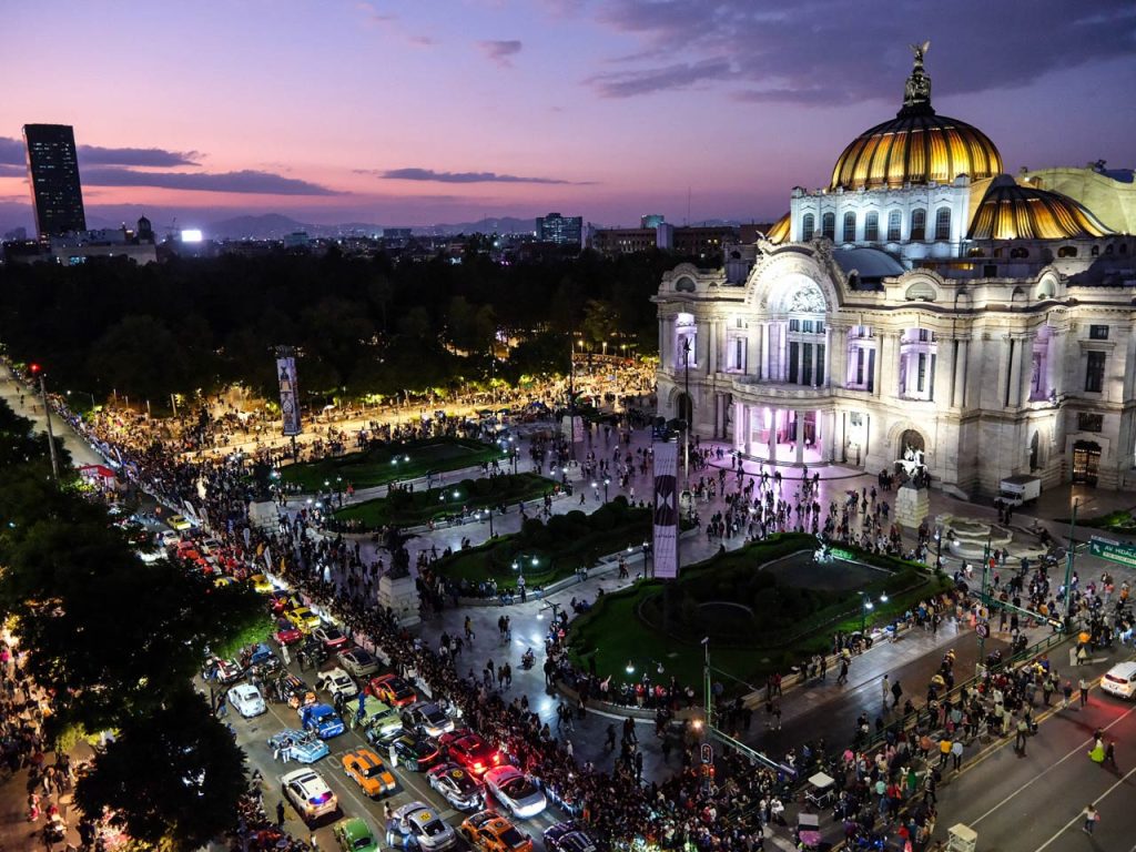 La Ciudad de México da la Bienvenida a la Carrera Panamericana